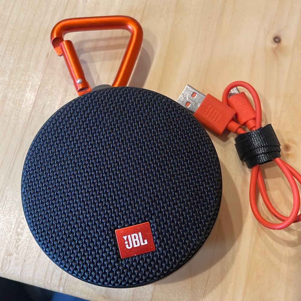 JBL Clip 2